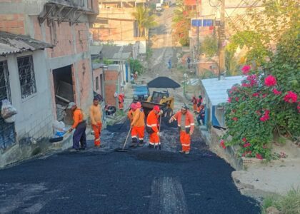 Prefeitura-de-Manaus-aplica-50-toneladas-de-asfalto-e-transforma-condicoes-de-trafego-no-Alfredo-Nascimento-3