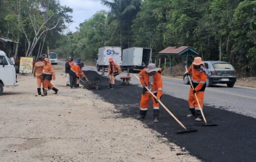 Prefeitura-de-Manaus-recupera-trecho-da-rua-da-Floresta-e-reforca-seguranca-viaria-no-bairro-Taruma-4