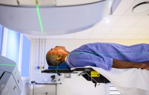 tratamento-contra-o-cancer-768×512-1-1
