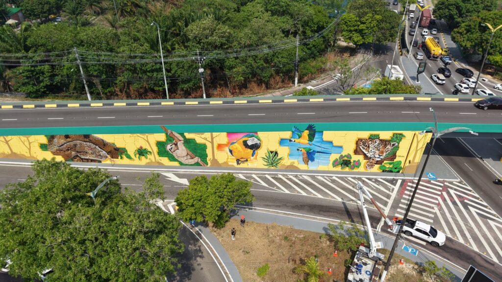 Prefeitura-de-Manaus-avanca-com-projeto-de-modernizacao-do-complexo-viario-Miguel-Arraes-com-melhorias-em-iluminacao-quadra-e-passeio-6